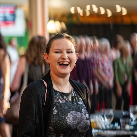 Meet Julie! - Picture 2 of 4